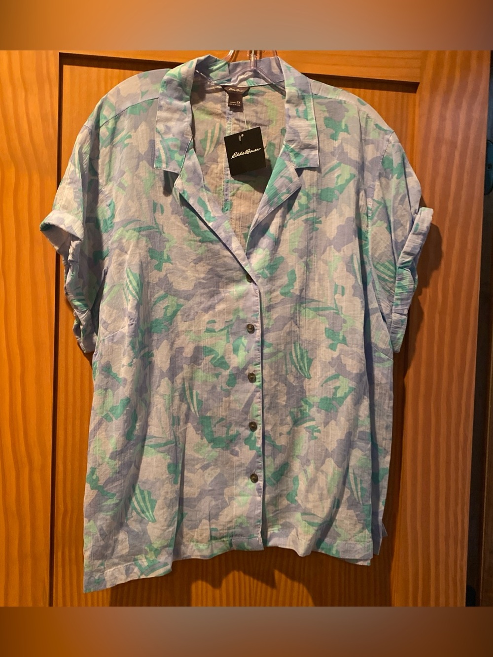 Eddie Bauer Women’s Blue and Green Packable Camp Shirt NWT